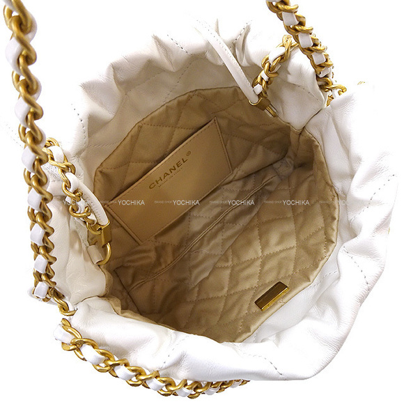 Chanel White Mini Matelasse Bag Calfskin Shoulder - Picture 1 of 10